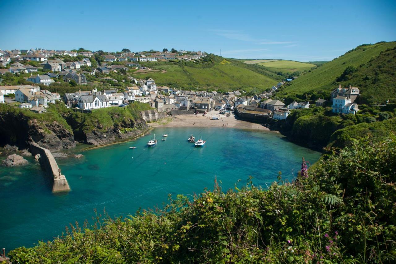 Kallowen Cottage At Crackington Haven, Near Bude And Boscastle, Cornwall Bagian luar foto